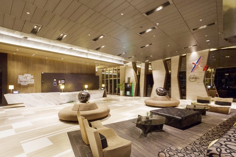 Holiday Inn Aerocity